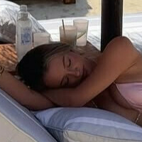 Аббімей13 Оголені