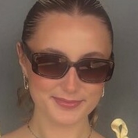 Абігайл Радкін Оголені