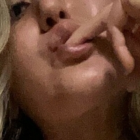 Аянс Бюсе Оголені