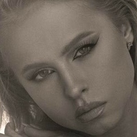 Олександра Постнікова Оголені