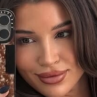 Алі Ліма Оголені