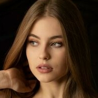Алісінедалтленд Оголені