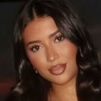 Алісія Андрітшке Оголені