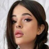 Елісон Тічер Оголені