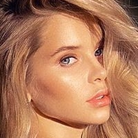 Алла Брулетова Оголені