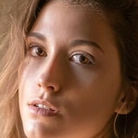 Амандина Оголені