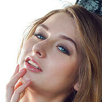 Амелія Ікс Оголені