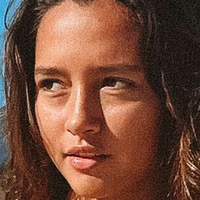 Анабель Каррікер-Фігероа Оголені