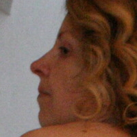 Ангелііна Флорес Оголені