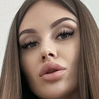 Аніса Кісс Оголені