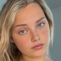 Анна Бейліс Оголені