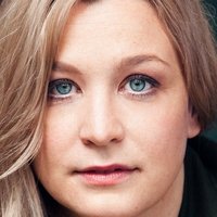 Анна Кьоніг Оголені