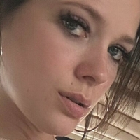 анневюнше Оголені