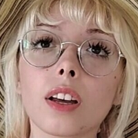 аріусагії Оголені