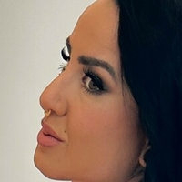 Ешлі Еванс-Сміт Оголені