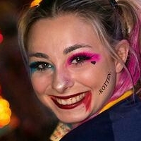 Ешлі Флетт Оголені