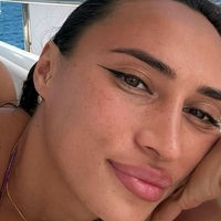 Астрід Нельсія Офіційна Оголені