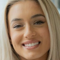 Афіна Паріс Оголені