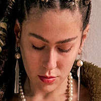 Айшамадсон Оголені