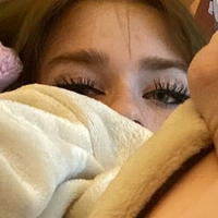 Бейбідоллфаун Оголені