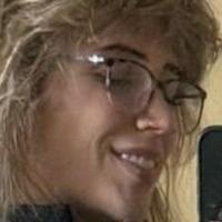 Бетсі Пармлі Оголені