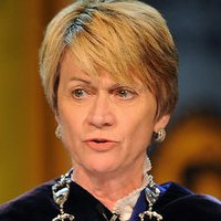 Беверлі Уоррен Оголені