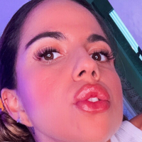 Б'янка Василіка Оголені