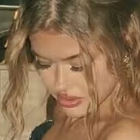 Бренна Брігман Оголені