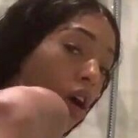 Брія Беквудс Оголені