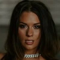 Бріджит Бейбідол Райлі Оголені