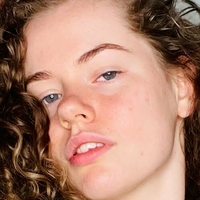 Браун Мен і Вайт Вумен Оголені