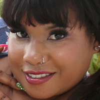 БастіДжія Оголені