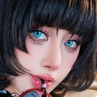 Бьору Соціальні Медіа Оголені