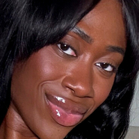 капрісг92 Оголені