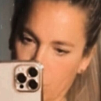 Каріна Мошен Оголені