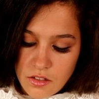 Керол Айн Оголені