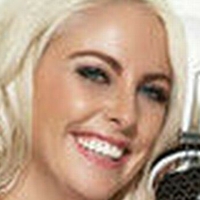 Чарлі Геджес Оголені