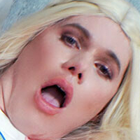 Крістіан Xxx та пов’язані сайти (Pure-Ts) Оголені