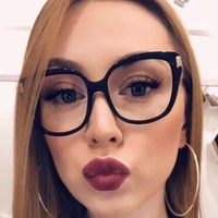 Класилола Оголені
