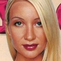 Даніела Прамсталлер Оголені