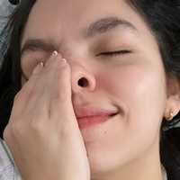 Дейофіціал Оголені