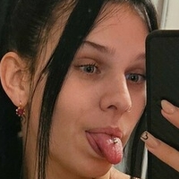 ДіекляйнеВанесса Оголені