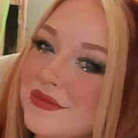 Герцогиня Фрейя Оголені