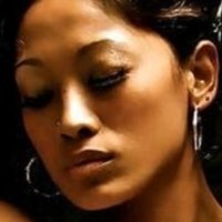 Елізабет Гіран Оголені