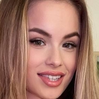 Елла Дамі Оголені