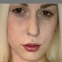 Елла Лі Оголені