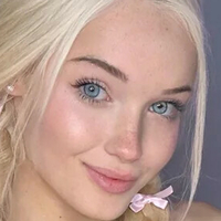 Ельза Восс Оголені