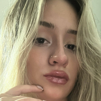 емілі.2006 Оголені