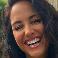 Емілі Компаньо Оголені