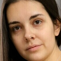 Еммелін Оголені